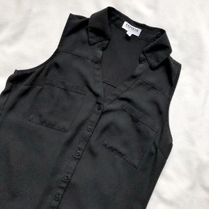 Express sleeveless Blouse